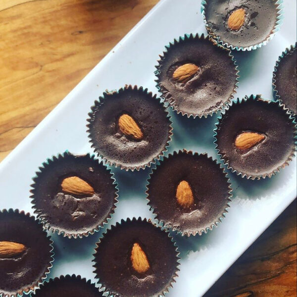 Almond Cups